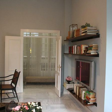 Luxurious 2 Bedroom Flat In A Historic Building Seville Luaran gambar