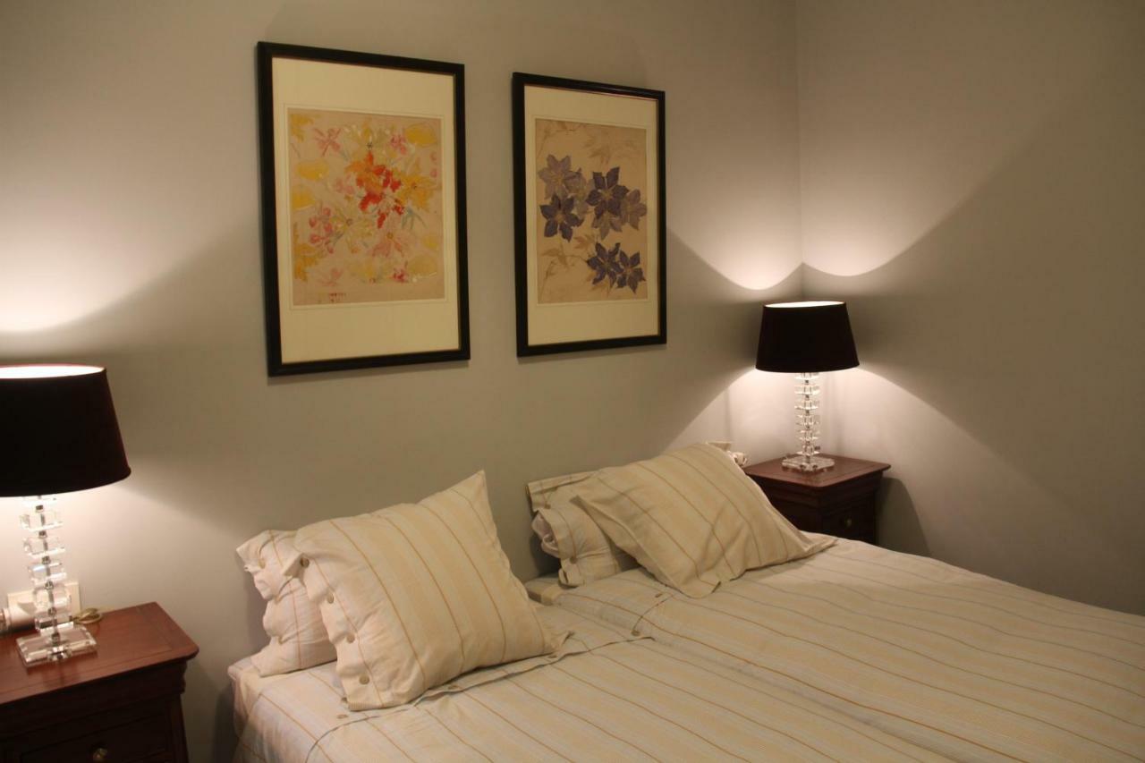 Luxurious 2 Bedroom Flat In A Historic Building Seville Luaran gambar
